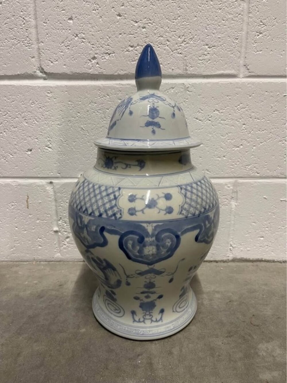 Large 19" Chinoiserie Blue & White Porcelain Ginger Jar with Lid